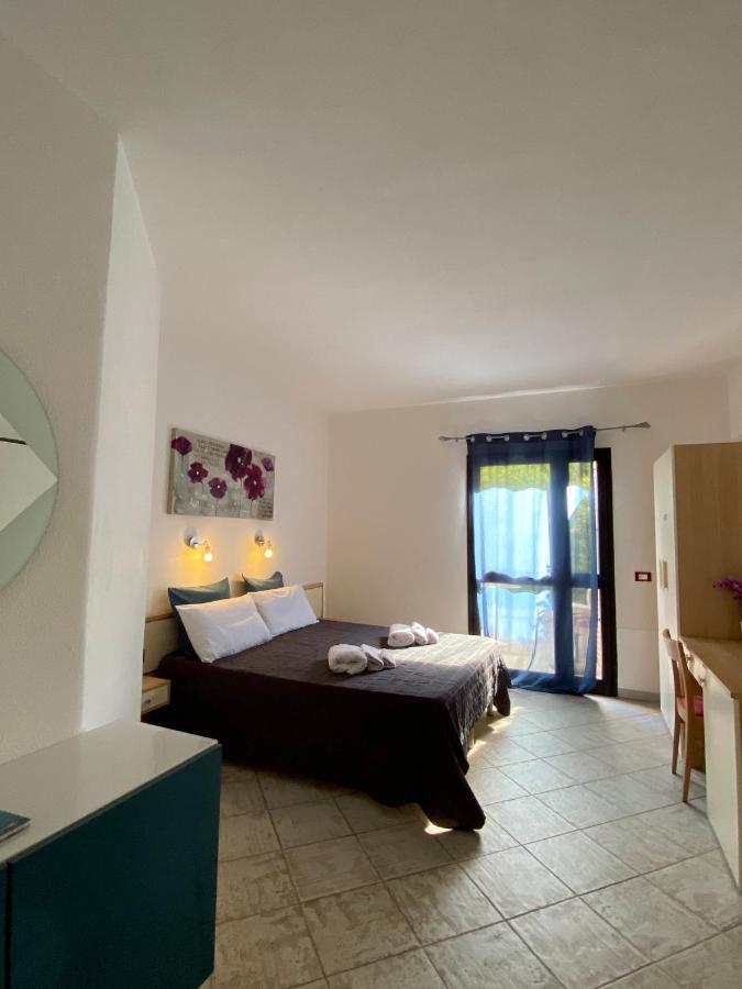 B&B Petite Maison Posada  Buitenkant foto